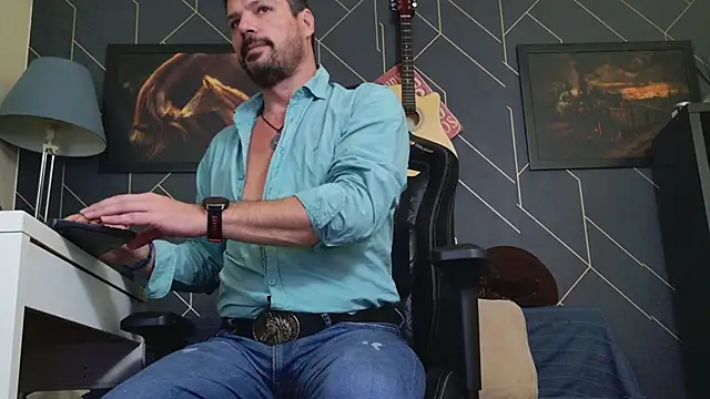 Snapshot of ChrisKox chatting on November 2025 02:40:02 PM ChrisKox online show from November 2025 02:40:02 PM