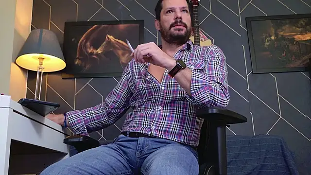 Snapshot of ChrisKox chatting on November 2025 04:22:01 AM ChrisKox online show from November 2025 04:22:01 AM