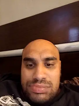 Snapshot of MrunMrunn chatting on October 2025 04:36:01 AM MrunMrunn online show from October 2025 04:36:01 AM