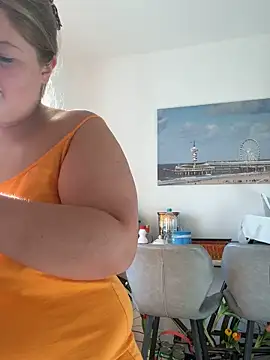 BootyLola online show from November 2025 09:31:01 AM