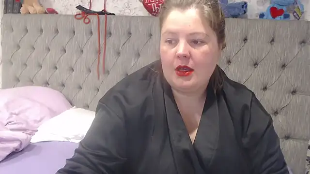 Snapshot of BootyLola chatting on April 2026 11:24:01 AM BootyLola online show from April 2026 11:24:01 AM