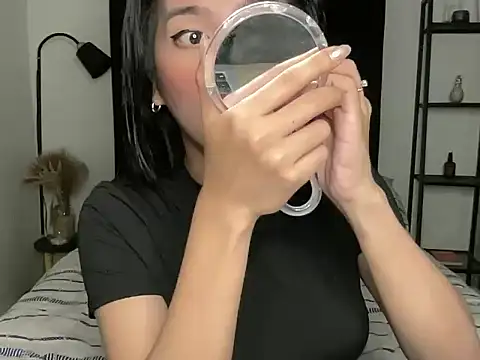 Snapshot of your_bianca69 chatting on October 2025 12:11:01 AM your bianca69 online show from October 2025 12:11:01 AM