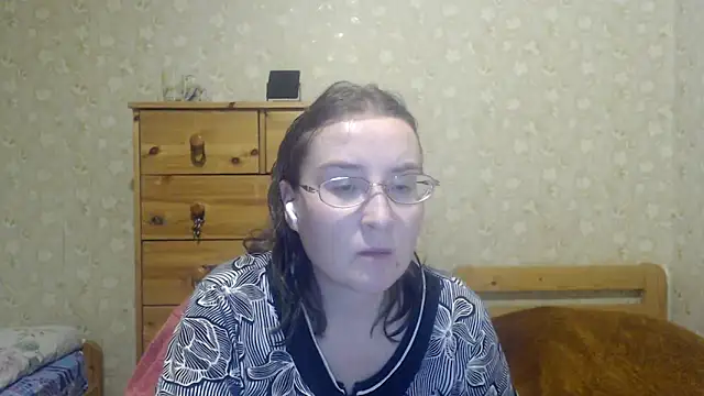 Smart Rose online show from February 2025 11:13:02 PM