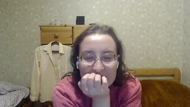 Smart Rose online show from March 2025 09:59:02 PM