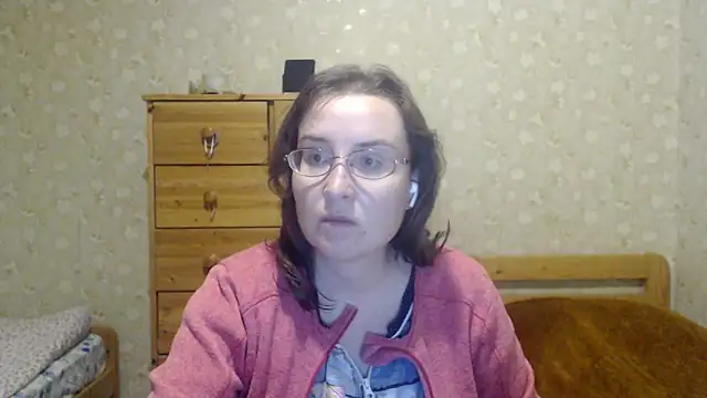 Smart Rose online show from March 2025 11:15:01 PM