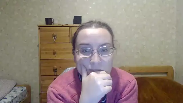 Smart Rose online show from March 2025 06:07:02 PM