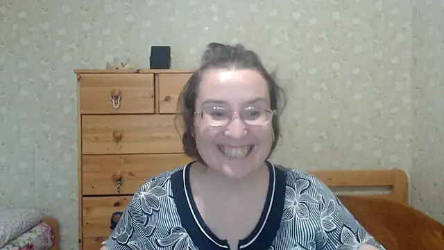 Smart Rose online show from September 2025 02:11:01 PM