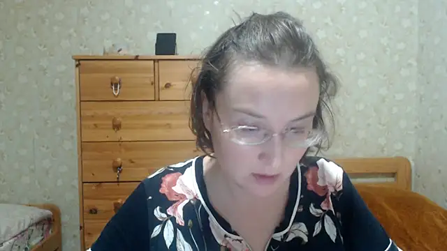 Smart Rose online show from October 2025 06:05:01 PM