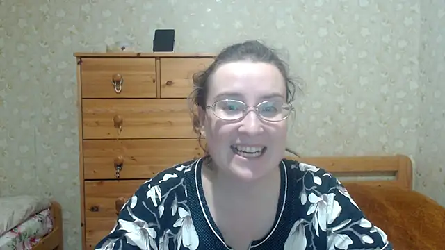 Smart Rose online show from November 2025 04:51:02 PM