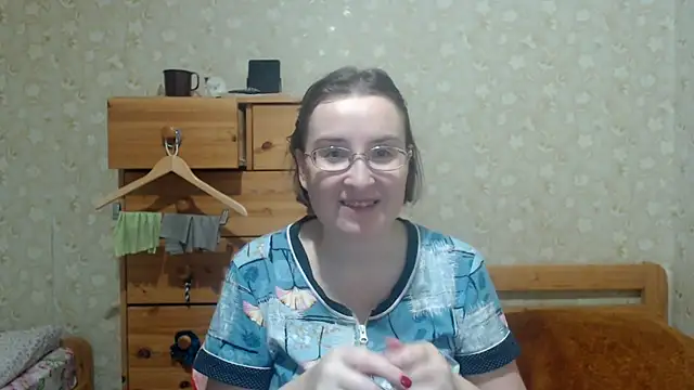 Smart Rose online show from March 2026 05:52:02 PM