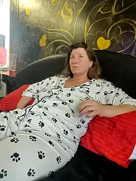 Natali UA online show from December 2025 08:45:01 AM