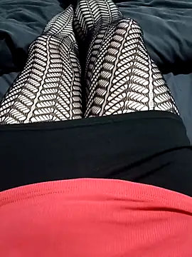 Snapshot of JulietteMaitresse chatting on November 2025 11:37:02 PM JulietteMaitresse online show from November 2025 11:37:02 PM