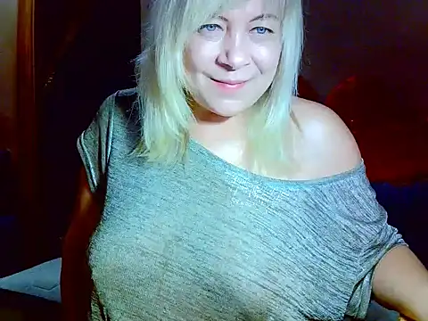 Snapshot of AgoniA7 chatting on March 2026 02:55:02 AM AgoniA7 online show from March 2026 02:55:02 AM