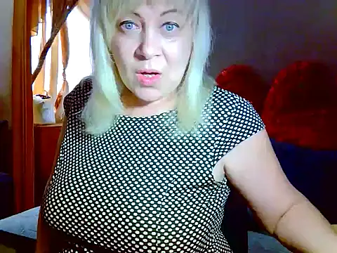Snapshot of AgoniA7 chatting on April 2026 01:42:02 PM AgoniA7 online show from April 2026 01:42:02 PM