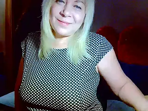 Snapshot of AgoniA7 chatting on April 2026 02:44:01 AM AgoniA7 online show from April 2026 02:44:01 AM