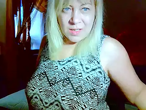 Snapshot of AgoniA7 chatting on April 2026 03:53:02 AM AgoniA7 online show from April 2026 03:53:02 AM