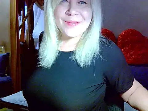Snapshot of AgoniA7 chatting on April 2026 03:32:01 PM AgoniA7 online show from April 2026 03:32:01 PM