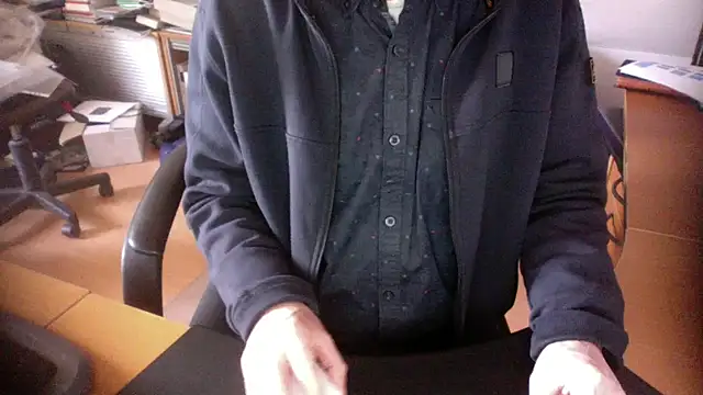 Snapshot of outlaw200 chatting on January 2025 02:41:01 PM outlaw200 online show from January 2025 02:41:01 PM