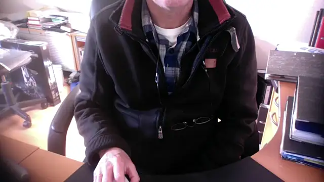 Snapshot of outlaw200 chatting on January 2025 10:03:01 AM outlaw200 online show from January 2025 10:03:01 AM