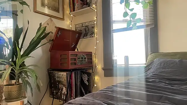 Snapshot of Sad1st1kSadie chatting on March 2025 10:43:01 PM Sad1st1kSadie online show from March 2025 10:43:01 PM