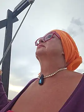 MucMilf59 online show from June 2026 07:44:02 PM
