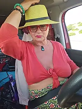 Snapshot of MucMilf59 chatting on July 2026 09:02:01 AM MucMilf59 online show from July 2026 09:02:01 AM