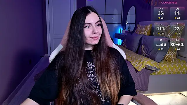 Foxohlove online show from September 2025 05:07:01 PM