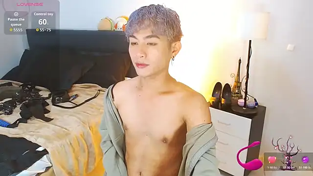 WildestTwink online show from April 2026 06:45:02 PM