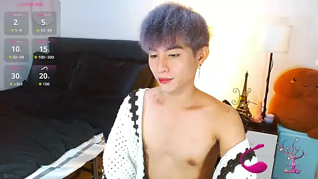 WildestTwink online show from May 2026 02:13:01 PM
