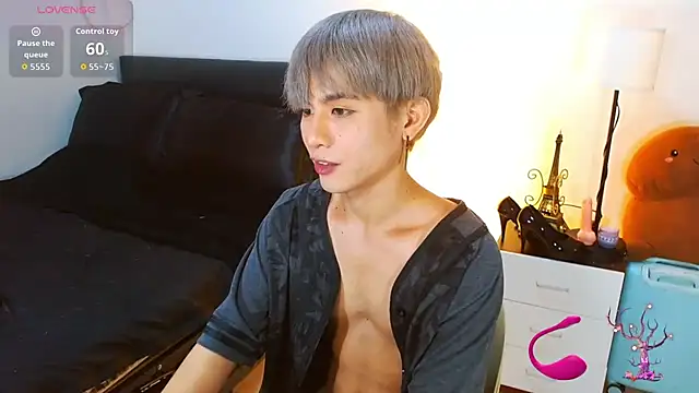 WildestTwink online show from May 2026 05:10:01 PM