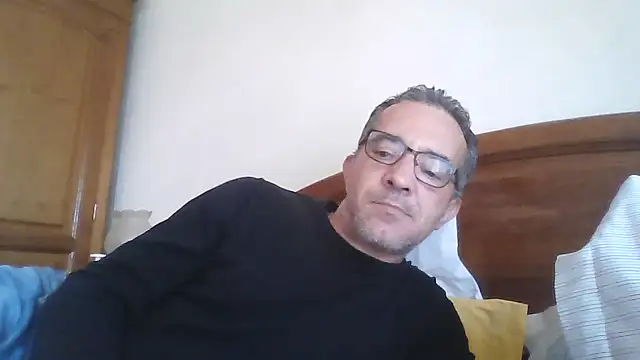 Snapshot of CarlosRocha73 chatting on April 2026 11:25:02 AM CarlosRocha73 online show from April 2026 11:25:02 AM