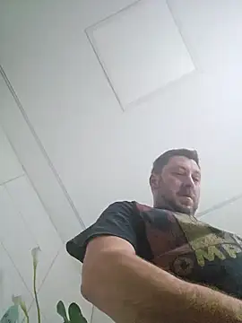 Snapshot of ktmtom247 chatting on December 2024 03:42:01 PM ktmtom247 online show from December 2024 03:42:01 PM