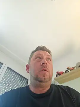 Snapshot of ktmtom247 chatting on September 2025 01:22:02 PM ktmtom247 online show from September 2025 01:22:02 PM