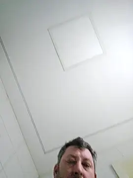 ktmtom247 online show from January 2026 03:31:02 AM