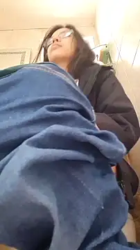 Snapshot of rposhta1991 chatting on December 2025 09:15:01 AM rposhta1991 online show from December 2025 09:15:01 AM