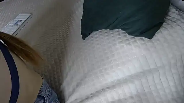 Kiradoll27 online show from January 2026 06:11:01 PM