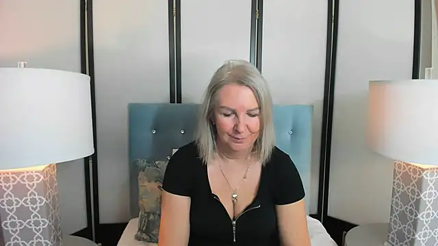 EricaTop online show from January 2025 05:05:01 PM