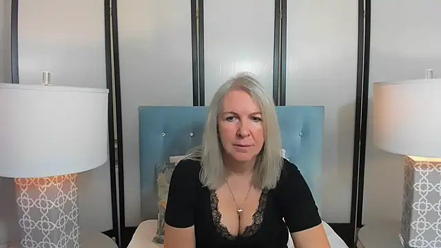 EricaTop online show from October 2025 05:08:02 AM