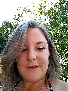 Snapshot of SwedishJennifer chatting on June 2026 12:29:02 PM SwedishJennifer online show from June 2026 12:29:02 PM