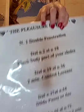 lucillabollente online show from November 2025 06:04:02 AM