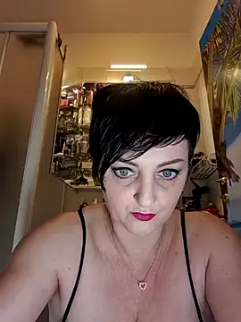 lucillabollente online show from February 2026 05:06:01 AM