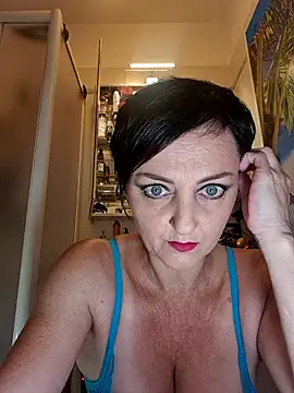 lucillabollente online show from June 2026 04:06:01 AM