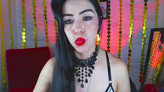 Snapshot of sky_girl1 chatting on March 2025 10:38:02 PM sky girl1 online show from March 2025 10:38:02 PM