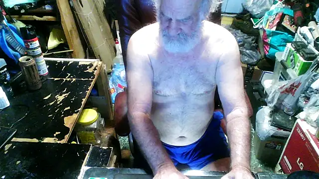 russtee online show from November 2025 08:24:02 PM