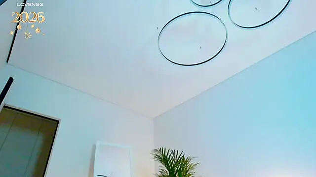 Sinful Eyes online show from January 2026 06:00:01 PM