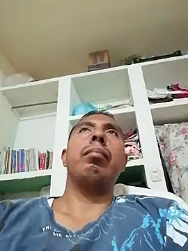 Snapshot of desnudo_Sexoxo chatting on December 2024 06:01:02 PM desnudo Sexoxo online show from December 2024 06:01:02 PM