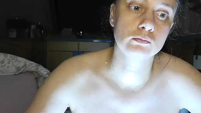 Snapshot of SexyAmanda32 chatting on February 2026 11:28:02 PM SexyAmanda32 online show from February 2026 11:28:02 PM