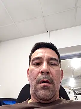 Snapshot of dick81 chatting on May 2026 11:48:02 AM dick81 online show from May 2026 11:48:02 AM