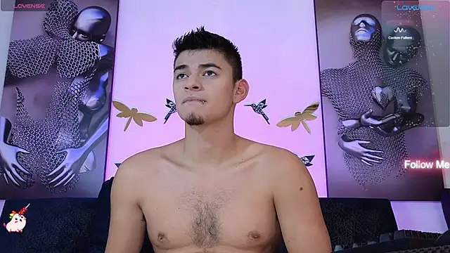 VikoHands online show from December 2024 09:54:02 PM