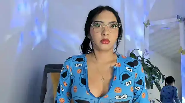 Snapshot of kirasofia chatting on February 2025 04:24:02 AM kirasofia online show from February 2025 04:24:02 AM